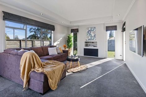 Photo of property in 15a Mckenzie Road, Owhata, Rotorua, 3010