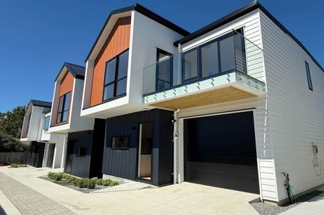 Photo of property in 102b Ennis Avenue, Pakuranga Heights, Auckland, 2010