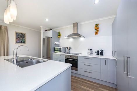 Photo of property in 16 Cannon Street, Silverdale, 0932