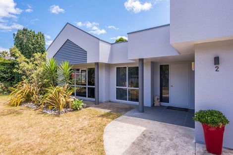 Photo of property in 2 Tainui Street, Raumati Beach, Paraparaumu, 5032