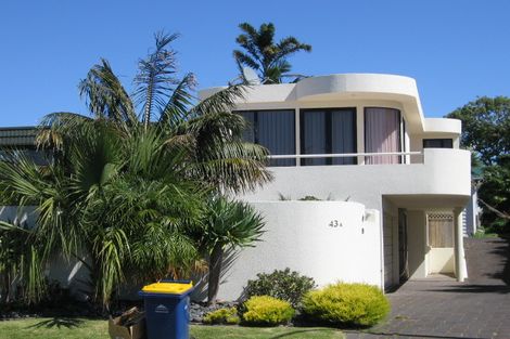 Photo of property in 1/43 Castor Bay Road, Castor Bay, Auckland, 0620