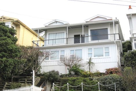 Photo of property in 4 Queens Drive, Kilbirnie, Wellington, 6022