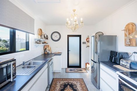 Photo of property in 20 Ngareta Street, Marton, 4710