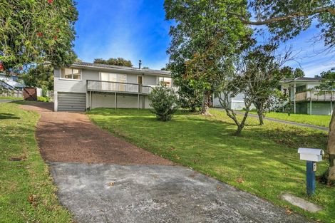 Photo of property in 7 Tahu Crescent, Sunnynook, Auckland, 0620