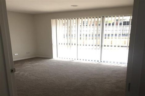 Photo of property in 49 Travis View Drive, Fairview Heights, Auckland, 0632