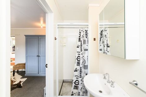 Photo of property in 1112 Rangiotu Road, Rangiotu, Palmerston North, 4477