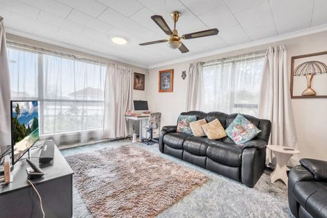 Photo of property in 33 Wycola Avenue, Hei Hei, Christchurch, 8042