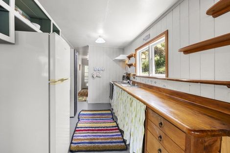 Photo of property in 28 Cross Street, Raglan, 3225