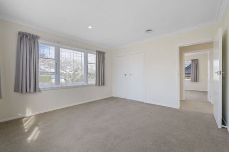 Photo of property in 223 Huatoki Street, Upper Vogeltown, New Plymouth, 4310