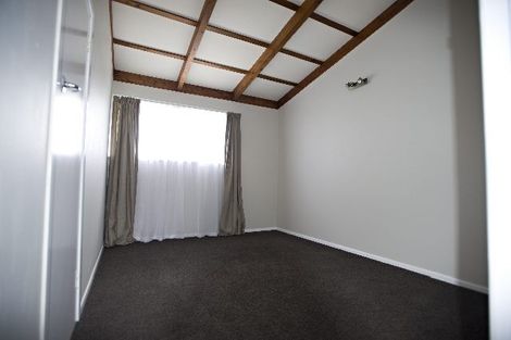 Photo of property in 21 Chorley Avenue, Massey, Auckland, 0614