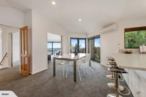 Photo of property in 2/272 Major Hornbrook Road, Mount Pleasant, Christchurch, 8081