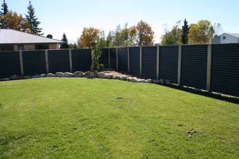 Photo of property in 18 Greenfield Place, Twizel, 7901
