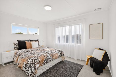 Photo of property in 15 Oleander Place, Bell Block, New Plymouth, 4312