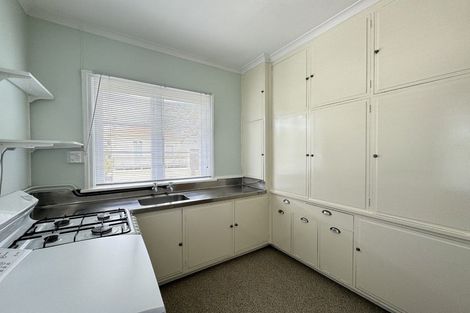 Photo of property in 9 Lewisville Terrace, Thorndon, Wellington, 6011