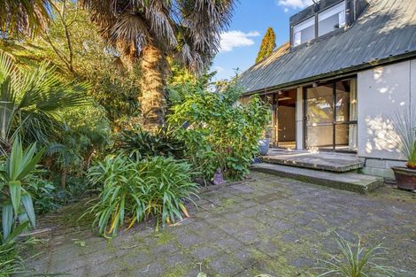 Photo of property in 17 Aquarius Drive, Kawaha Point, Rotorua, 3010