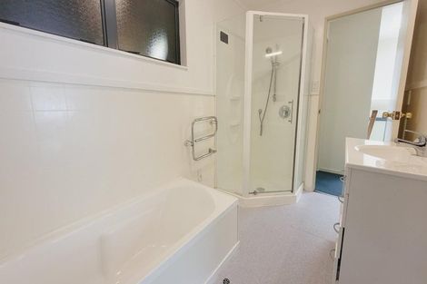 Photo of property in 35 Olivia Crescent, Tawa, Wellington, 5028