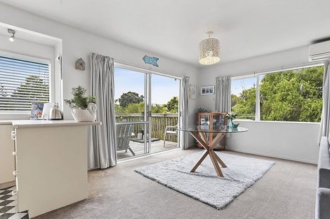 Photo of property in 1/10 Ambler Avenue, Glen Eden, Auckland, 0602