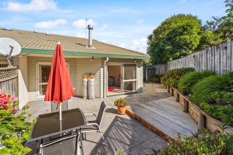 Photo of property in 16 Palmgreen Court, Stanmore Bay, Whangaparaoa, 0932