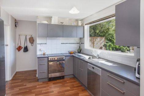 Photo of property in 19 Cotswold Avenue, Bishopdale, Christchurch, 8053