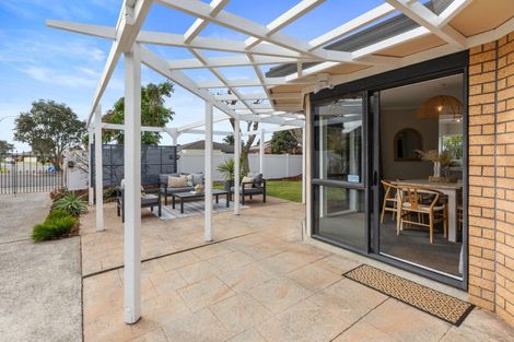 Photo of property in 676 Gloucester Road, Papamoa Beach, Papamoa, 3118