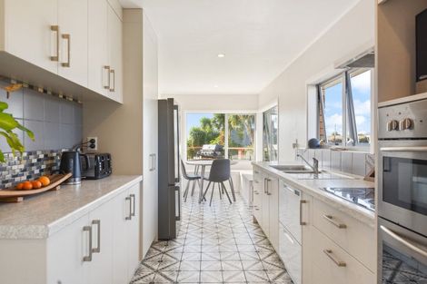 Photo of property in 8 Elliott Crescent, Owhata, Rotorua, 3010