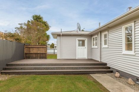 Photo of property in 113 Peel Street, Westport, 7825