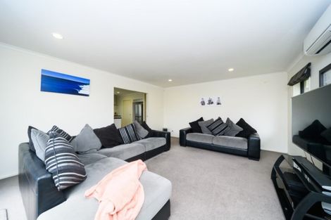 Photo of property in 2 Rose Place, Awapuni, Palmerston North, 4412