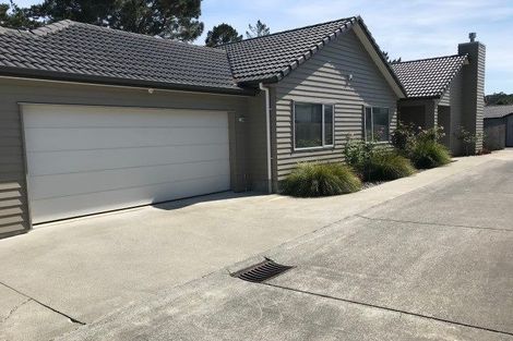 Photo of property in 76 Kyle Road, Greenhithe, Auckland, 0632