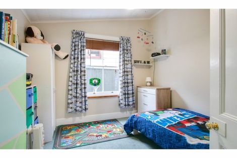 Photo of property in 85 Milton Road, Bluff Hill, Napier, 4110