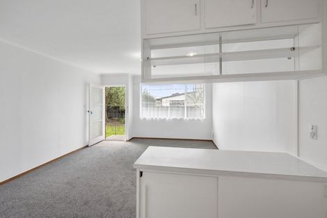 Photo of property in 62 Lincoln Road, Henderson, Auckland, 0610