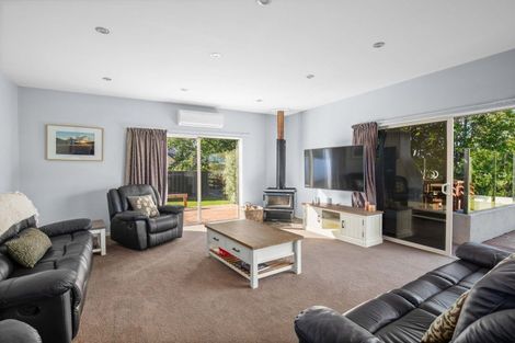 Photo of property in 27 Pisa Moorings Road, Mount Pisa, Cromwell, 9383