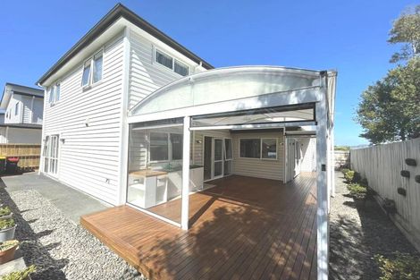 Photo of property in 14a Bridge Avenue, Te Atatu South, Auckland, 0610