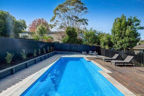 Photo of property in 113 Weatherly Road, Torbay, Auckland, 0630