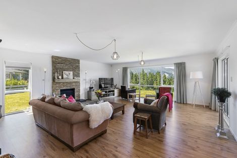 Photo of property in 24a Mount Marua Way, Timberlea, Upper Hutt, 5018