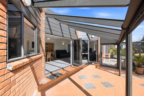 Photo of property in 71 Brooklands Road, Brooklands, New Plymouth, 4310