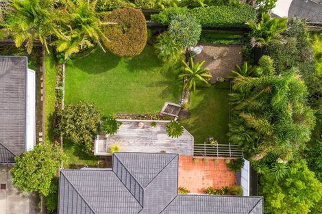 Photo of property in 3 Copperfield Terrace, Mellons Bay, Auckland, 2014