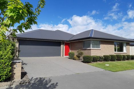 Photo of property in 3 Bradwell Crescent, Halswell, Christchurch, 8025