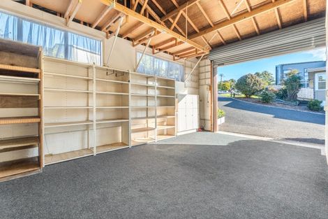 Photo of property in 18 Hepper Street, New Lynn, Auckland, 0600