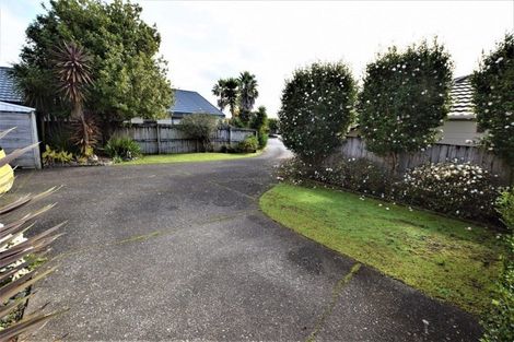 Photo of property in 28 Maurice Borich Place, Henderson, Auckland, 0610
