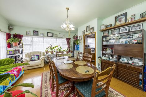 Photo of property in 114 Buckland Road, Mangere East, Auckland, 2024