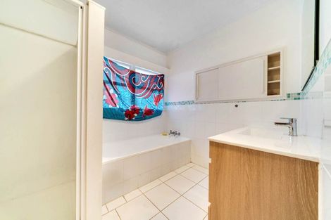 Photo of property in 30 Ingram Street, Papakura, 2110