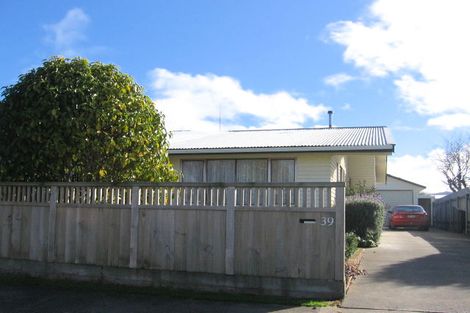 Photo of property in 39 Geraldine Crescent, Cloverlea, Palmerston North, 4412
