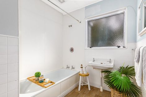 Photo of property in 71b Holland Street, Wainuiomata, Lower Hutt, 5014