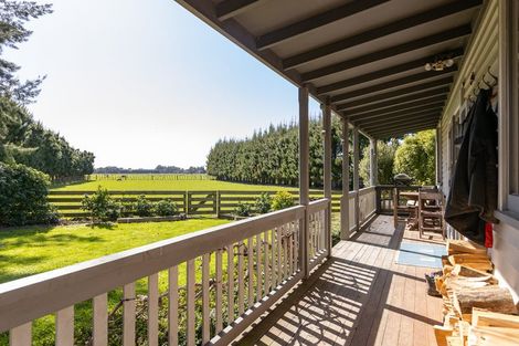 Photo of property in 535 Bidwills Cutting Road, Morison Bush, Greytown, 5794