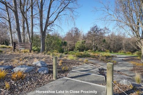 Photo of property in 2/242 Lake Terrace Road, Shirley, Christchurch, 8061