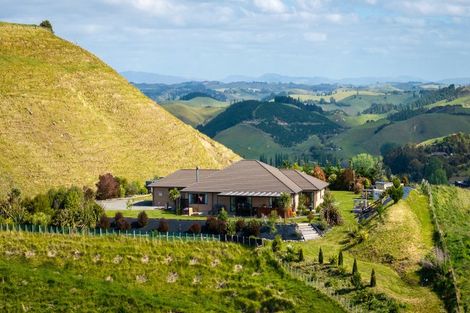 Photo of property in 174 Eskridge Drive, Eskdale, Napier, 4182