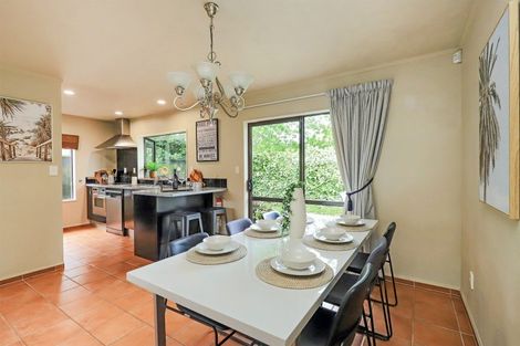 Photo of property in 12 Railey Place, Greenmeadows, Napier, 4112