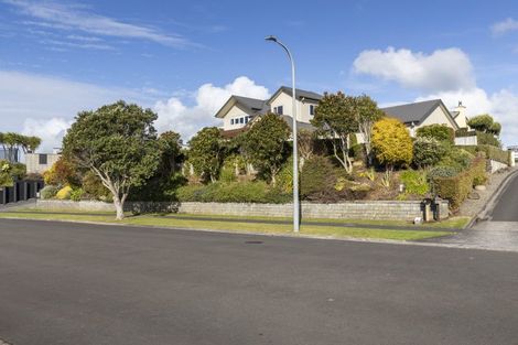 Photo of property in 10 Sampson Avenue, Waiwhakaiho, New Plymouth, 4312