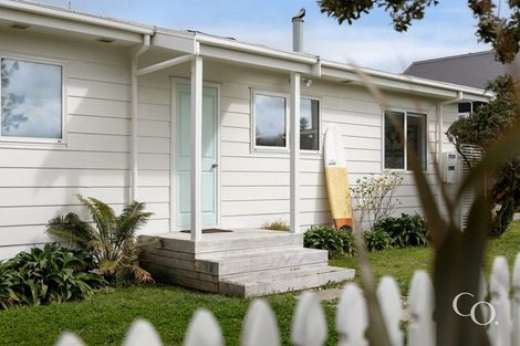 Photo of property in 5 Marjorie Lane, Papamoa Beach, Papamoa, 3118