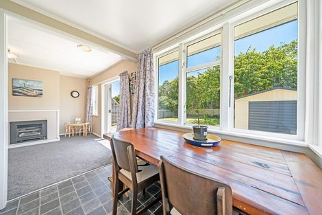 Photo of property in 4 Hikurangi Street, Trentham, Upper Hutt, 5018